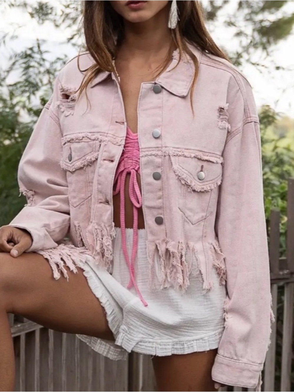 NWT POL Pink Fringe Distressed Crop Denim Jacket - Picture 2 of 16